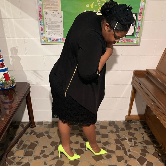 Meet your Posher, Lakia - Picture 5 of 6